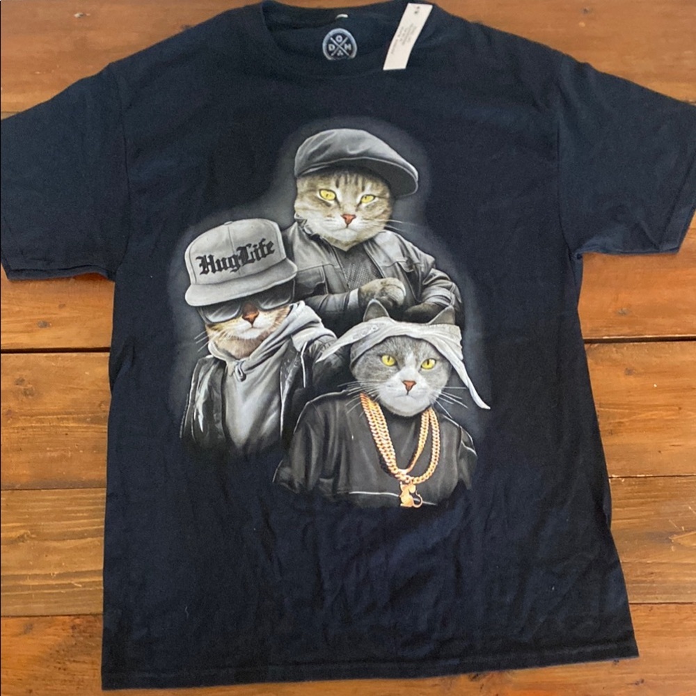 Black Cat Graphic T-Shirt size M